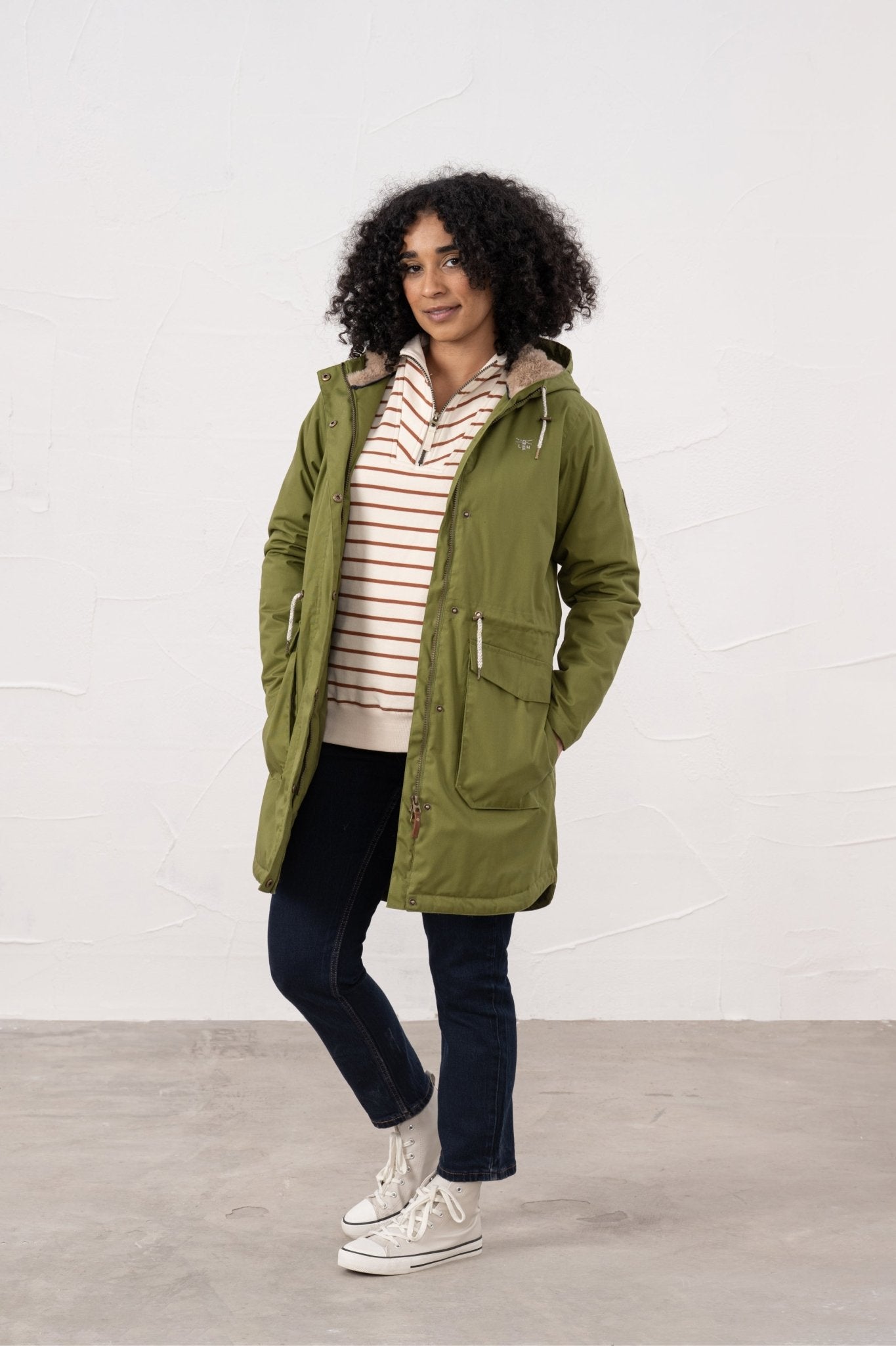 Isobel Coat - Sea Kelp - Lighthouse