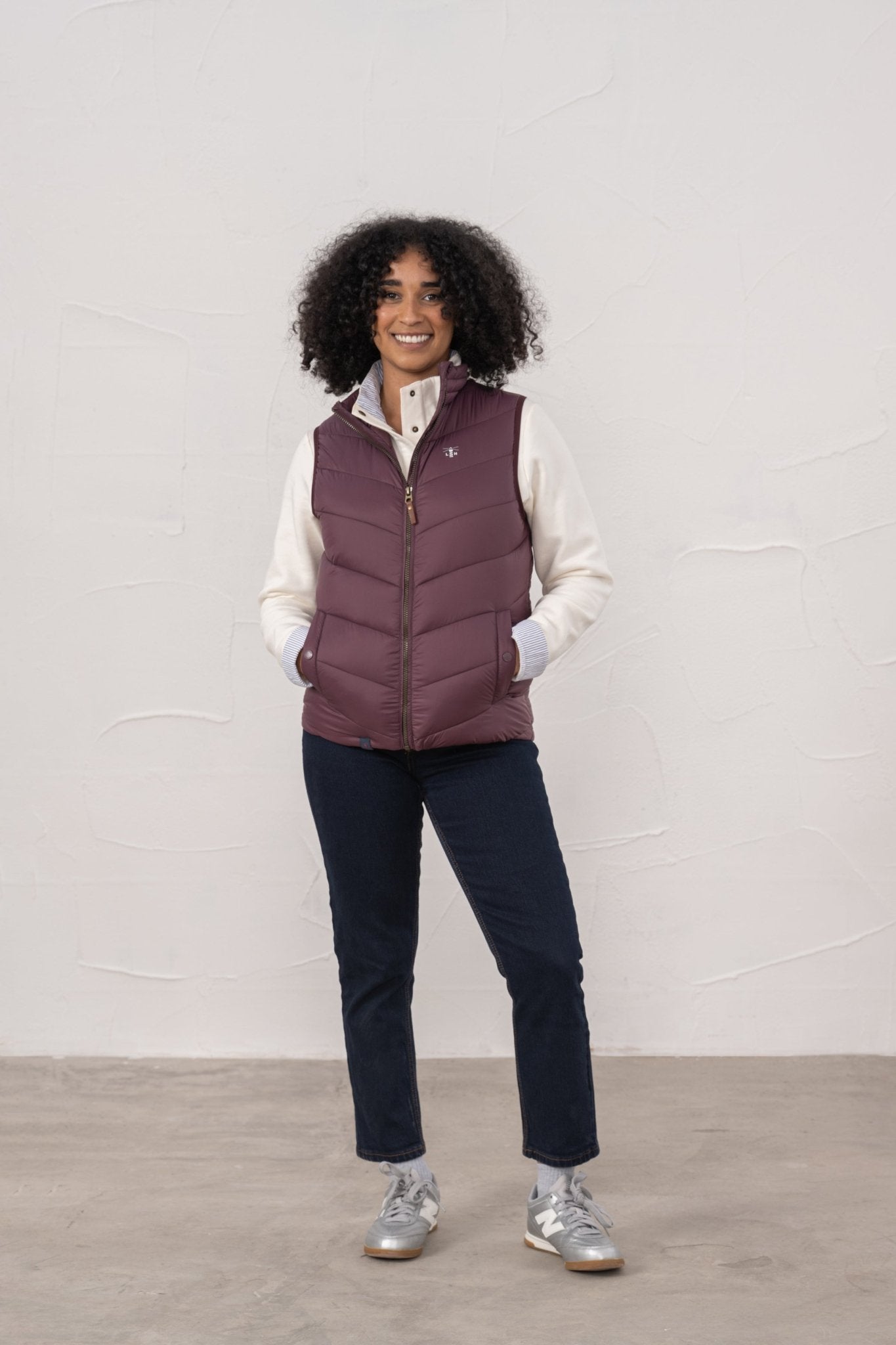 Laurel Gilet - Cranberry - Lighthouse