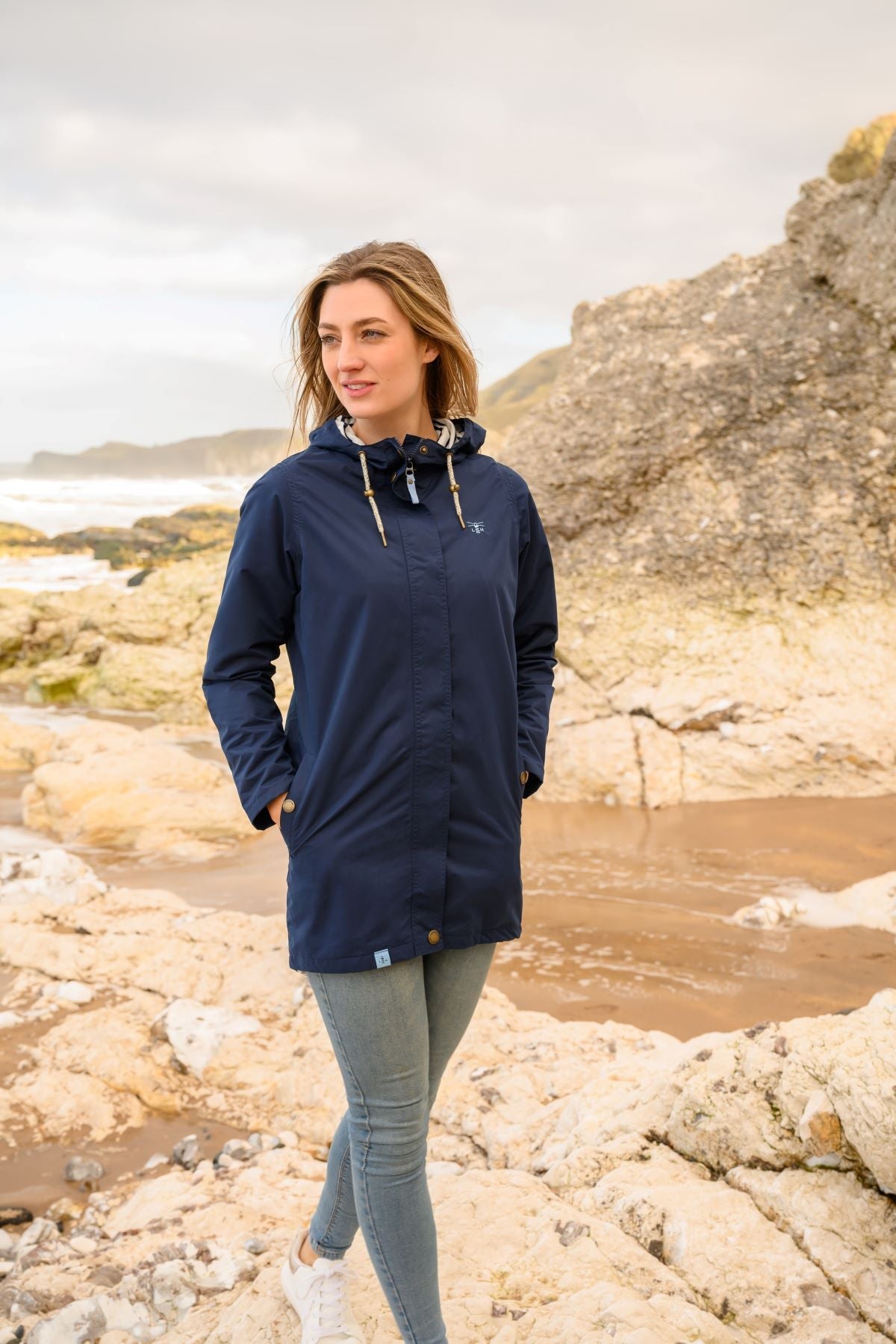 Long Beachcomber Jacket - Navy-Lighthouse