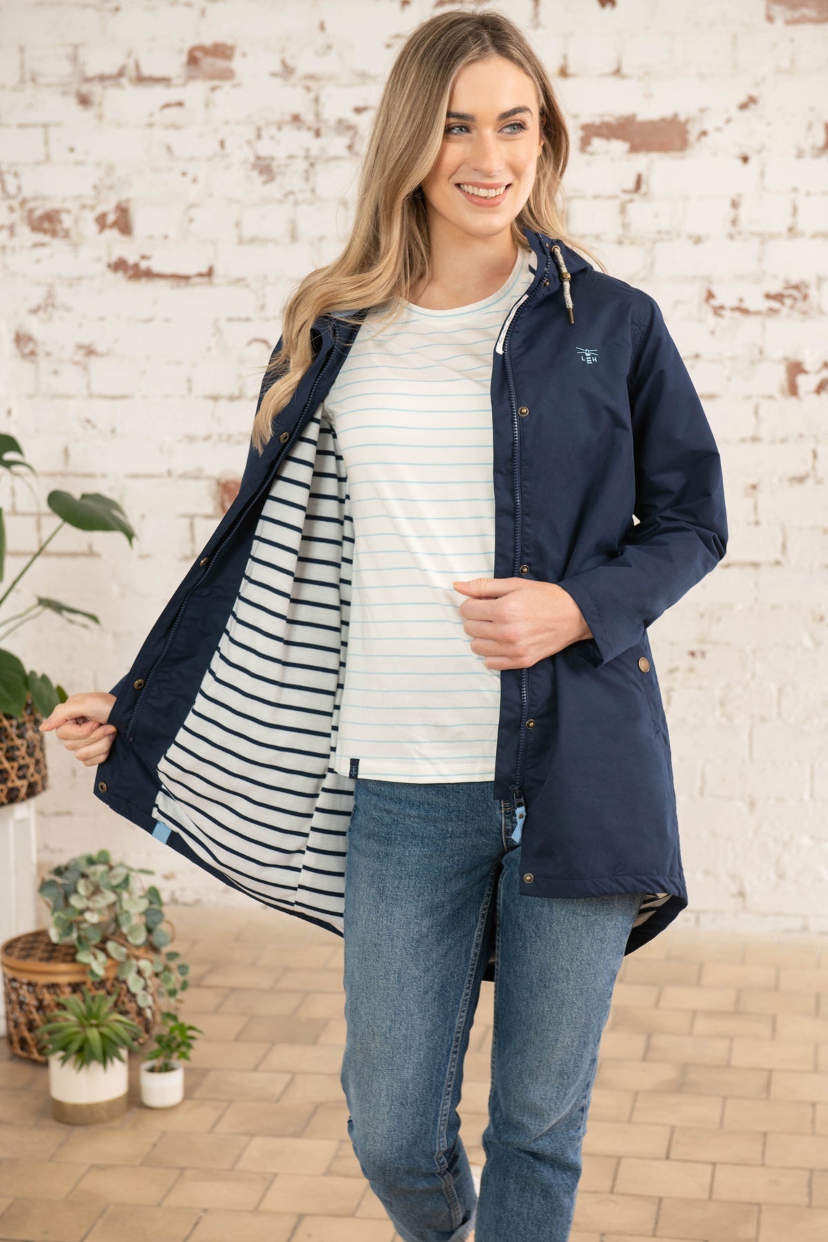 Long Beachcomber Jacket - Navy-Lighthouse