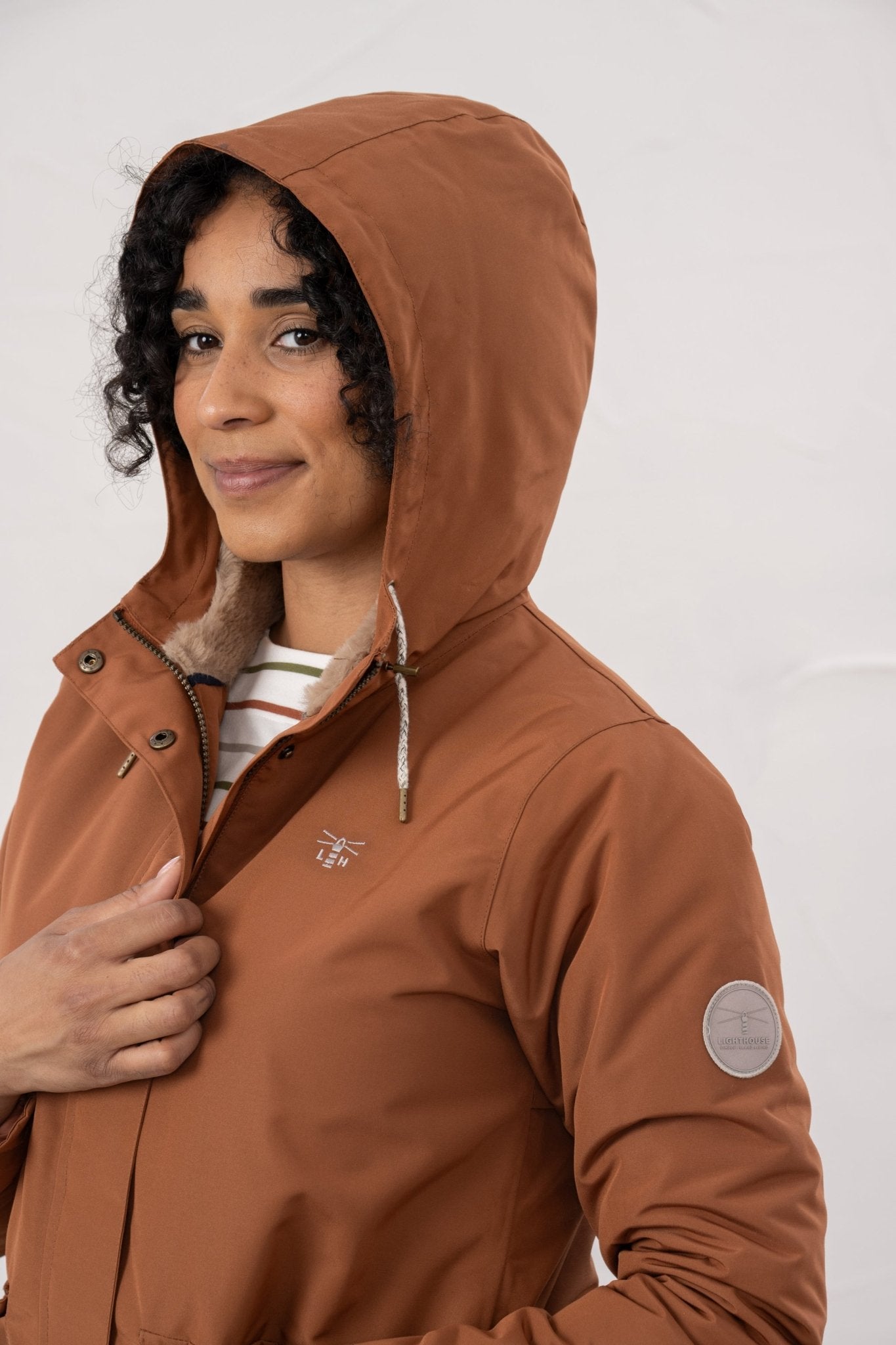 Scarlet Coat - Rust - Lighthouse