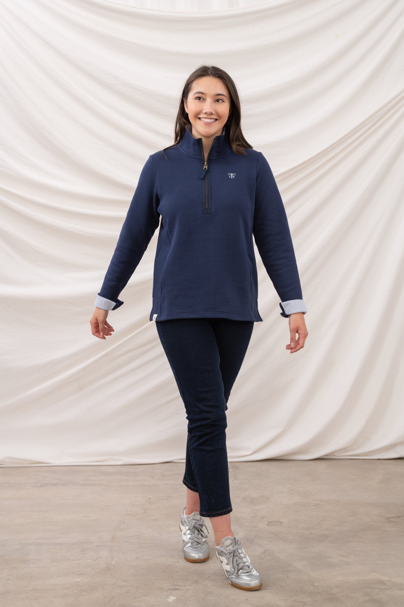 Shore Sweatshirt - Navy - Lighthouse