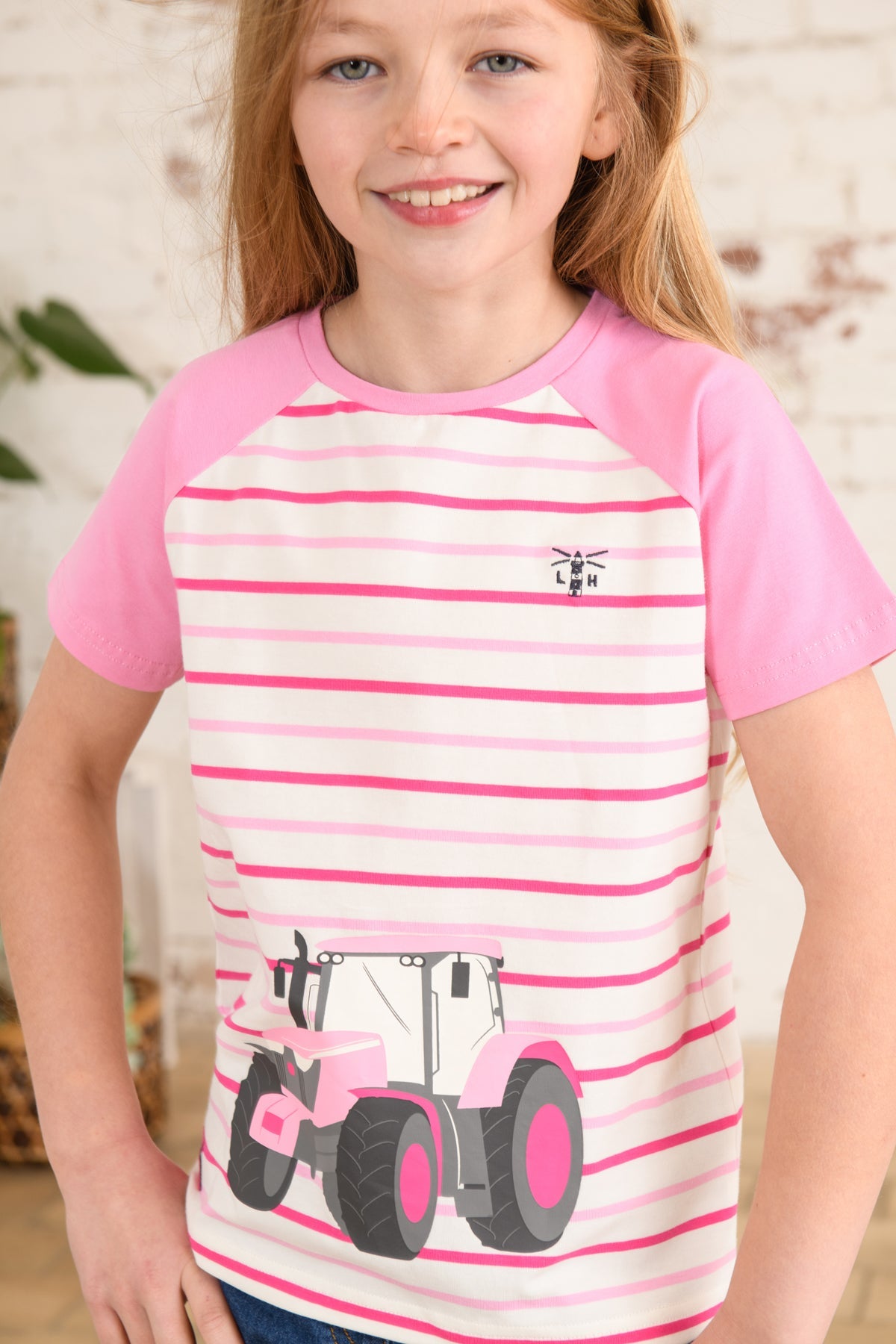 Causeway Short Sleeve - Sweet Pea Tractor-Lighthouse