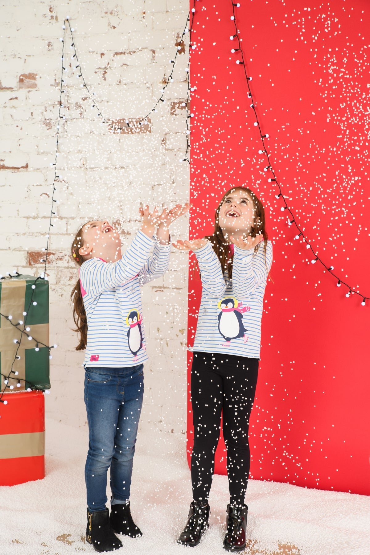 Causeway Top - Christmas Penguin - Lighthouse